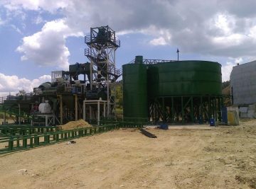 200 T/H capacity, thin and large Circuit single density Lavvar plant